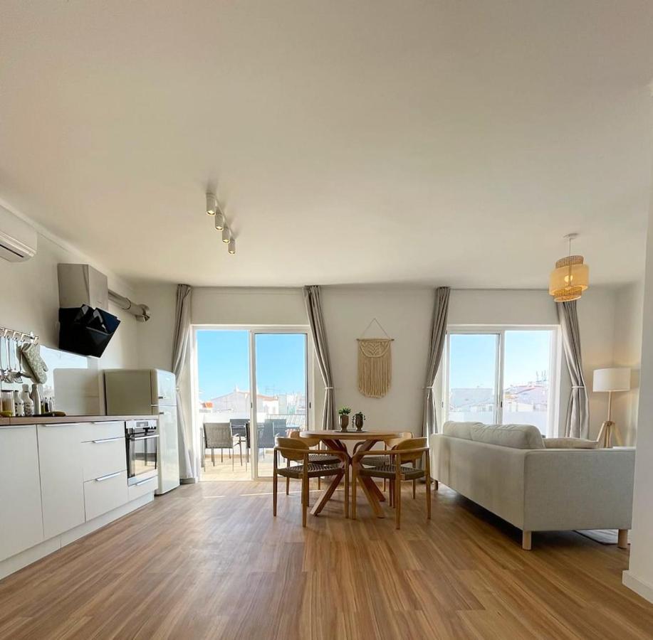 Sun Waves Beach Apartment Portimão Buitenkant foto